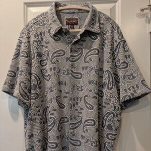 Johnston & Murphy shirt or sweater made with premium European fabric, XXL, and p